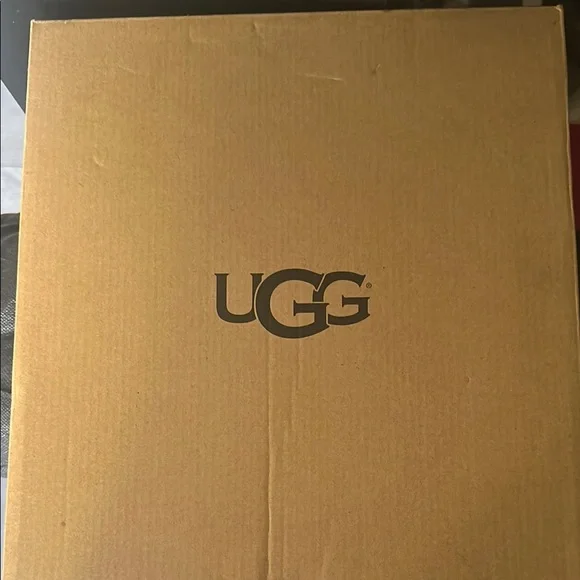 UGG Black Boots Classic Comfort - Picture 2 of 11